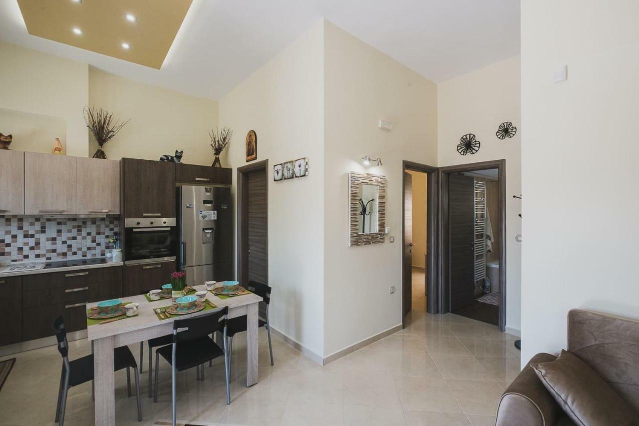 Spacious Home With Parking Chania  Exterior photo