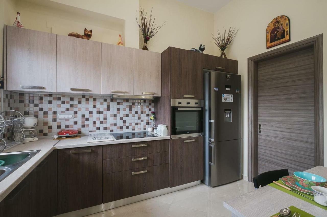 Spacious Home With Parking Chania  Exterior photo