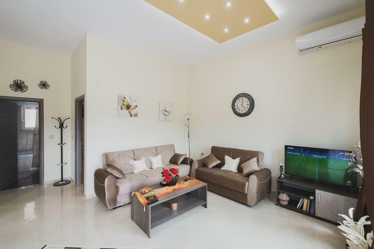 Spacious Home With Parking Chania  Exterior photo